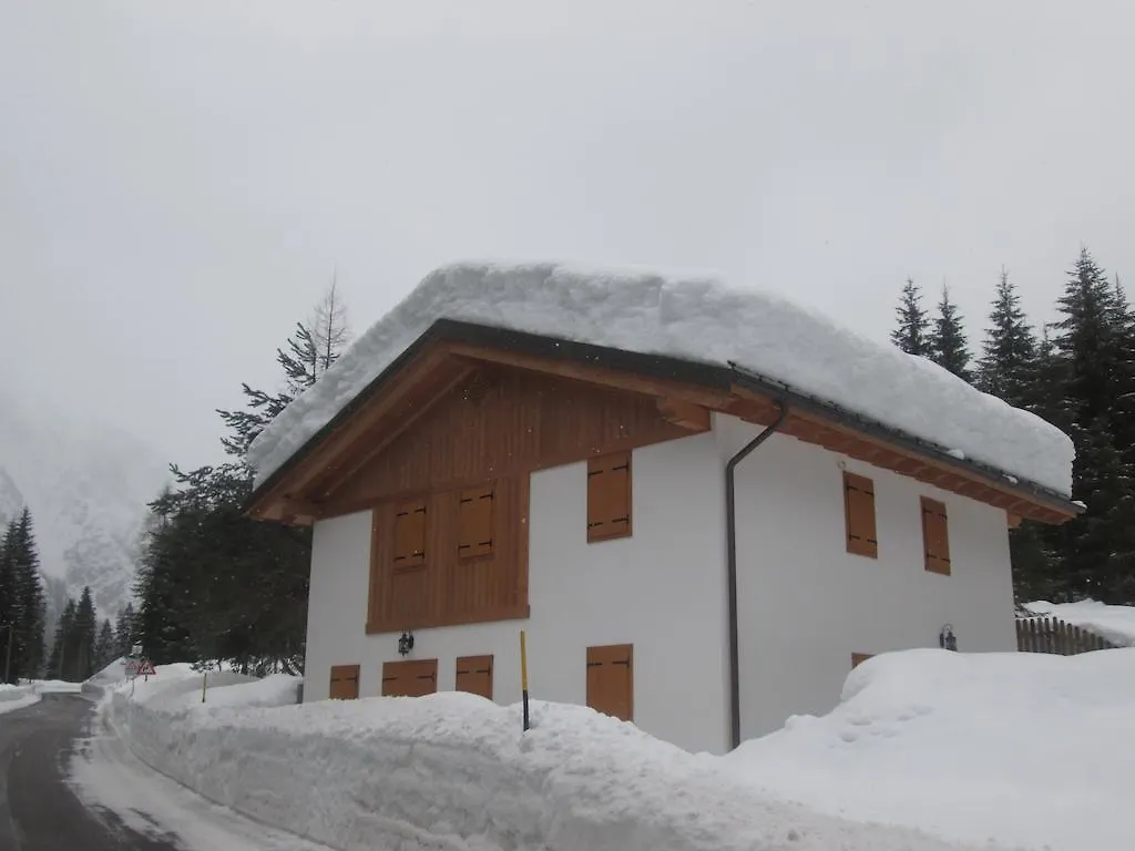 Bed & Breakfast Bed and Breakfast Meuble Blue House Auronzo di Cadore Itálie