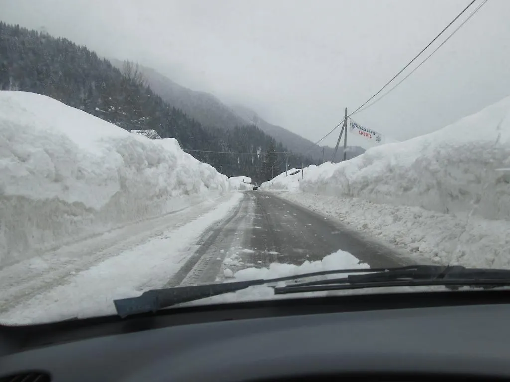 Meuble Blue House Bed & Breakfast Auronzo di Cadore 0*,  Italy