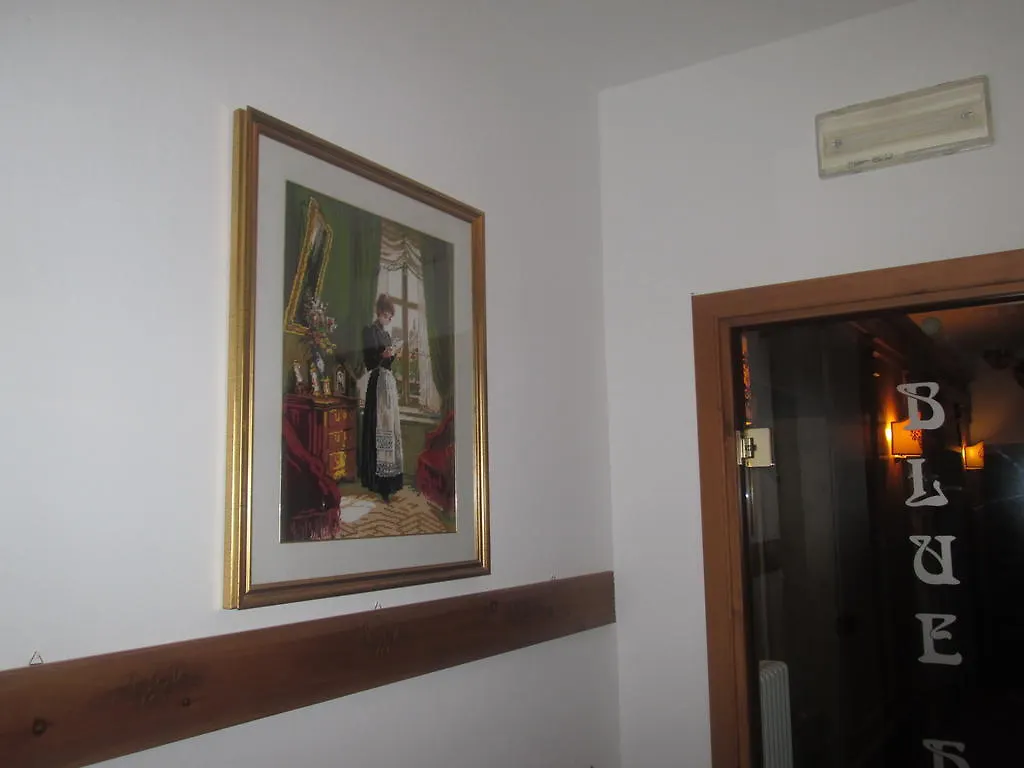 Meuble Blue House Bed & Breakfast Auronzo di Cadore 0*,