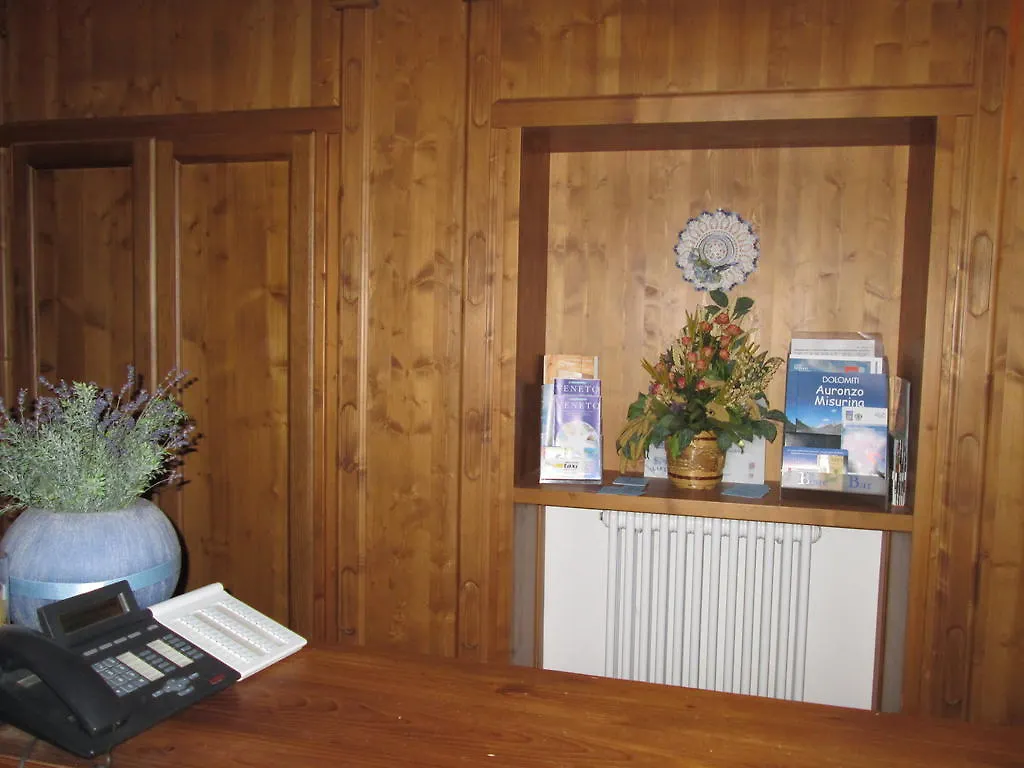 Meuble Blue House Bed & Breakfast Auronzo di Cadore